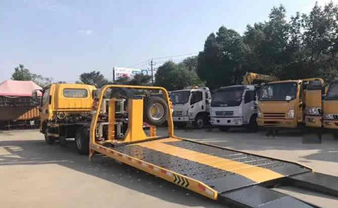 芒康汽车中途维修案例